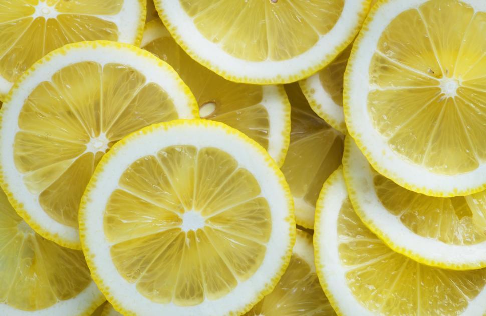 sugar-and-lemon-scrub-lemon